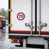 Adesivo Limite Velocità 70 km/h Disco per Camion e Rimorchi Segnaletica Stradale