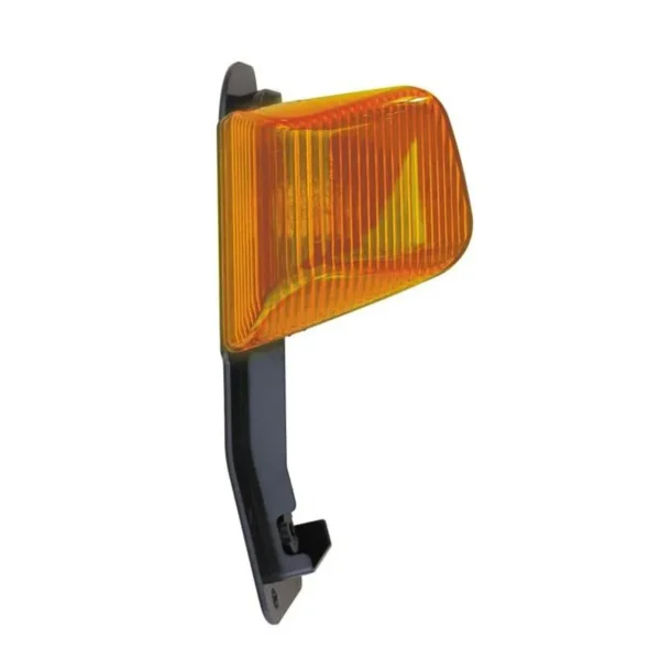 FANALINO LATERALE IVECO STRALIS ARANCIO 3 FORI DX FANALINO LATERALE IVECO STRALIS ARANCIO 3 FORI DX